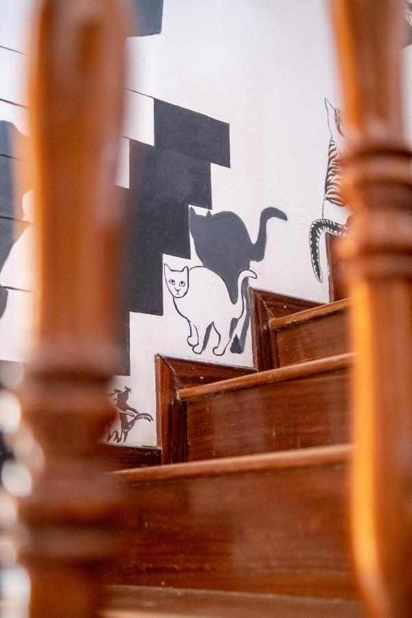 Simabo'S Backpackers' Hostel Мінделу Екстер'єр фото